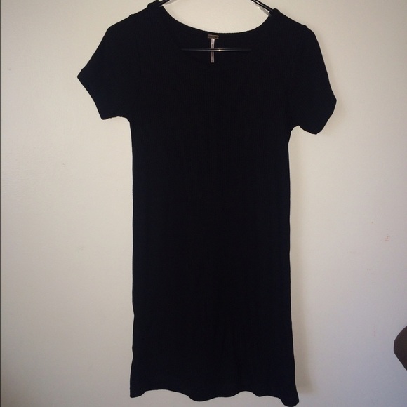 Black ribbed T-shirt dress