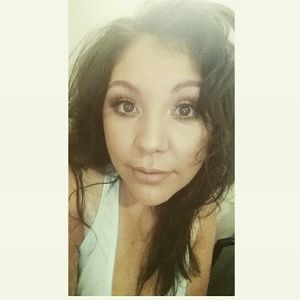 Meet your Posher, Brittani