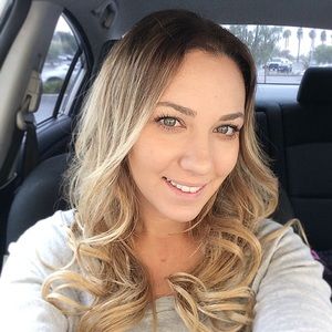 Meet your Posher, Alesandra