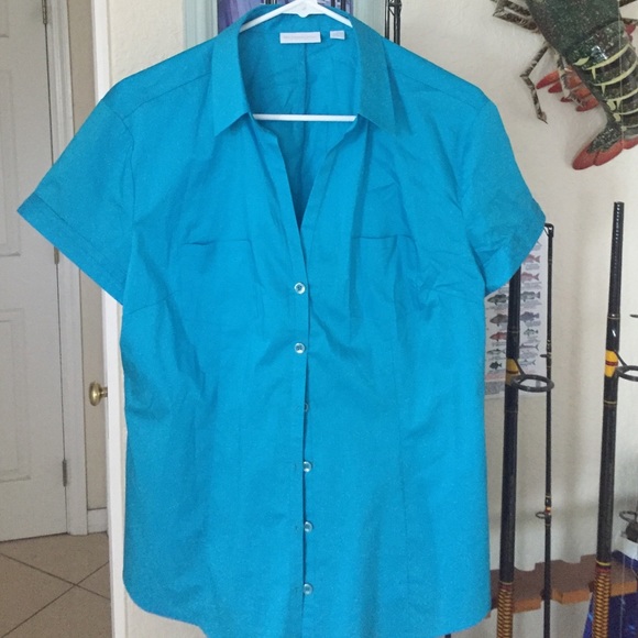 Ny and company turquoise short sleeve shirt