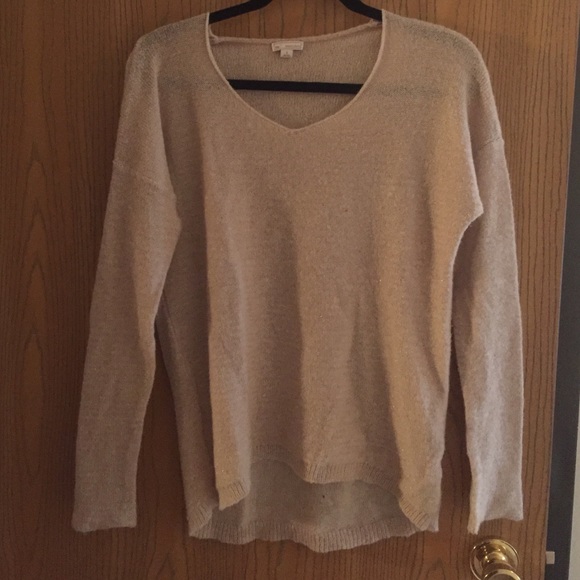 Pullover sweater
