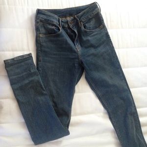 High waisted skinny jeans