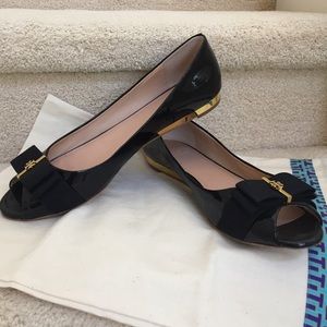 Black patten peep toe