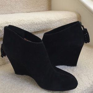 Suede bootie