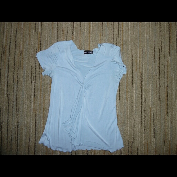 Wet Seal Soft and stretchy blue shirt