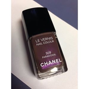 Chanel nail polish