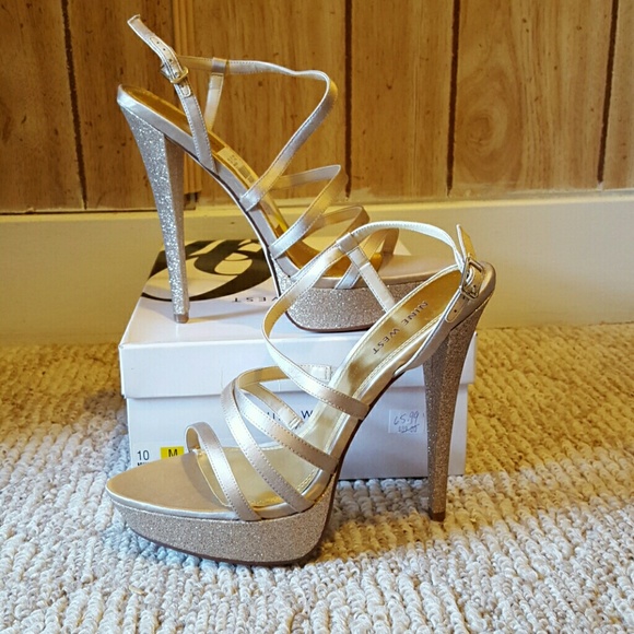 Nine West, Gold, Strappy Sandal.