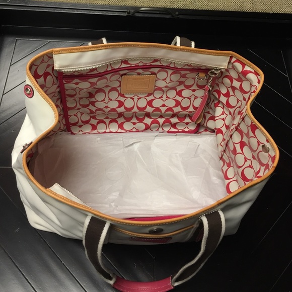Coach Tote - Picture 2 of 4