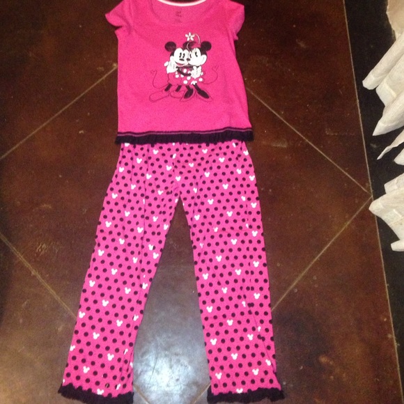 Pajama Set - Picture 3 of 4