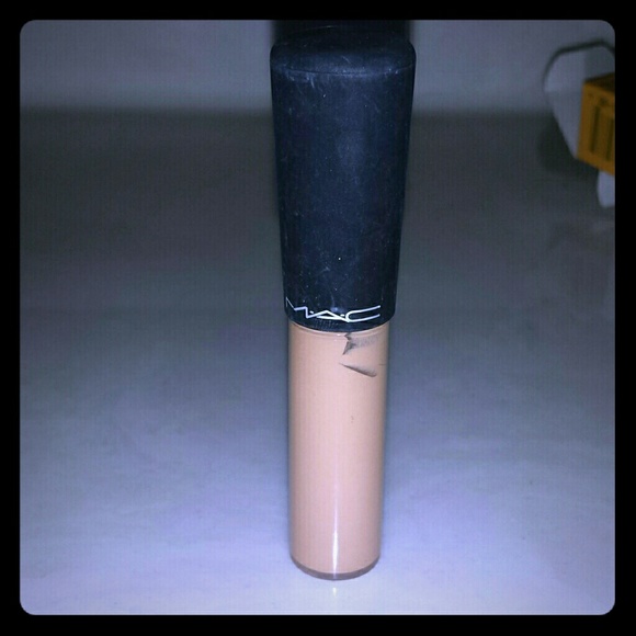 MAC mineralize concealer. SOLD!!
