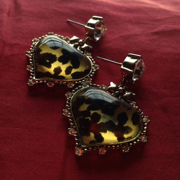 Betsey Johnson Gold Bow & Heart Drop Earrings