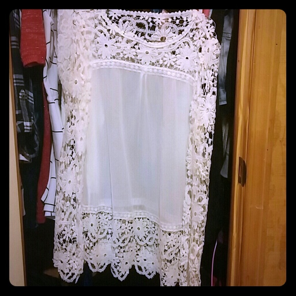 Lace/ long sleeve