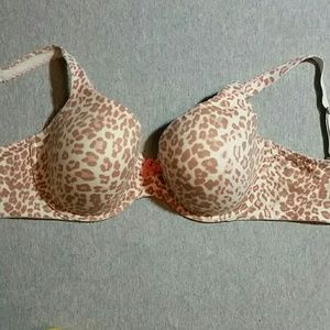 34DDD Victoria's Secret Bra