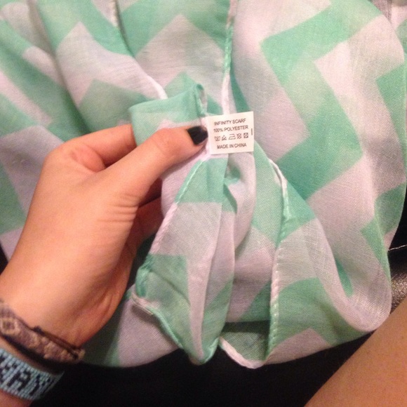 Infinity Scarf - Picture 2 of 2