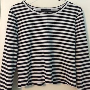 Long sleeve crop top