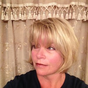 Meet your Posher, Rachelle