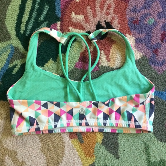🍋Lululemon Bra🍋 - Picture 4 of 4