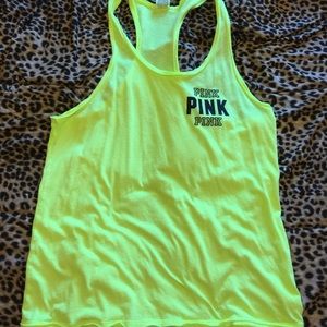 VS pink tank