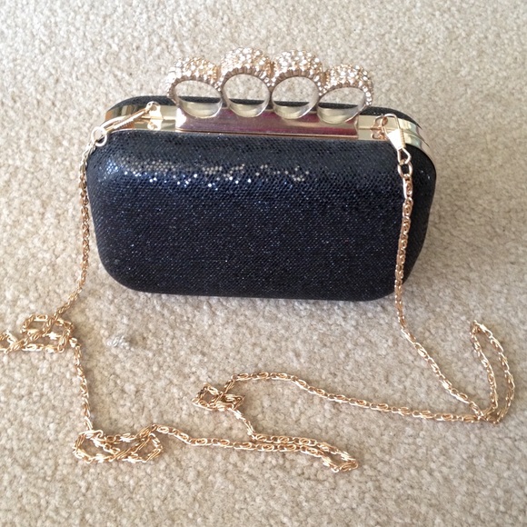 Small clutch