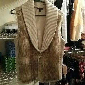 Fur vest