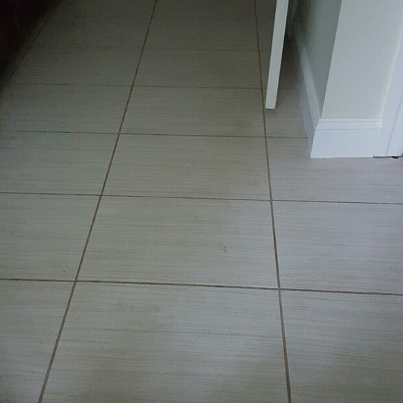 Meet your Posher, Jill - Picture 1 of 1