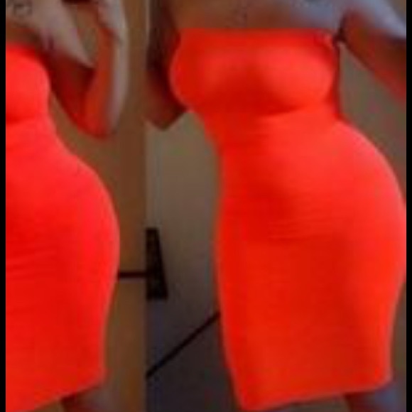 Tube dresses - Picture 2 of 4