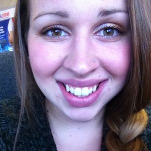 Meet your Posher, Mikayla