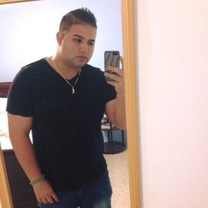 Meet your Posher, Emmanuel