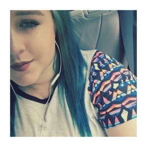 Meet your Posher, Abby