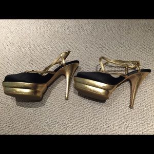 Miu Miu black & gold platform pumps size 39.5/9.5