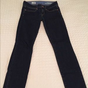Gap dark wash indigo skinny stretch jeans