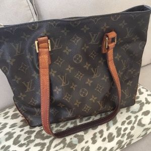 LV purse