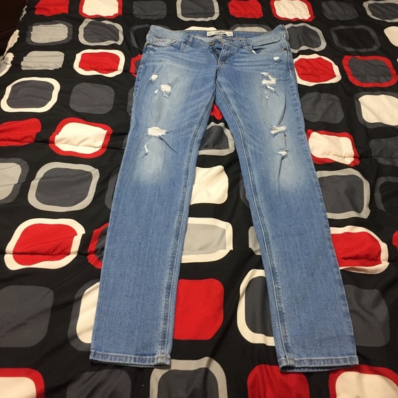 Hollister skinny jeans!