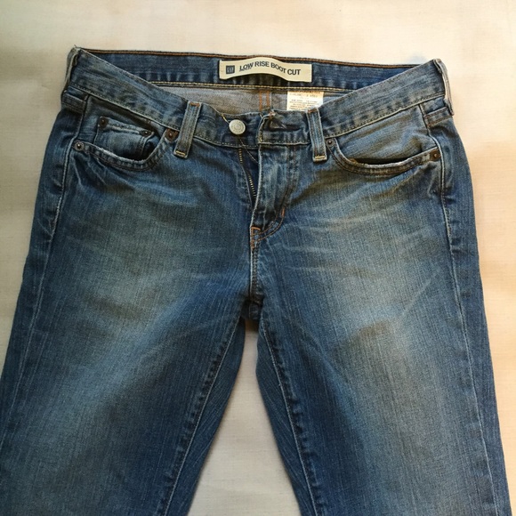 GAP Low Rise Bootcut Jeans - Picture 2 of 3