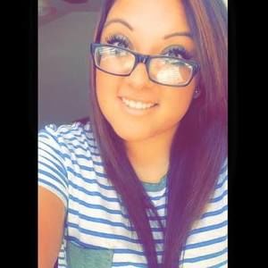 Meet your Posher, Desiree