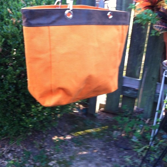 Murval Tote Bag