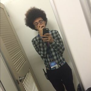 Meet your Posher, Christopher