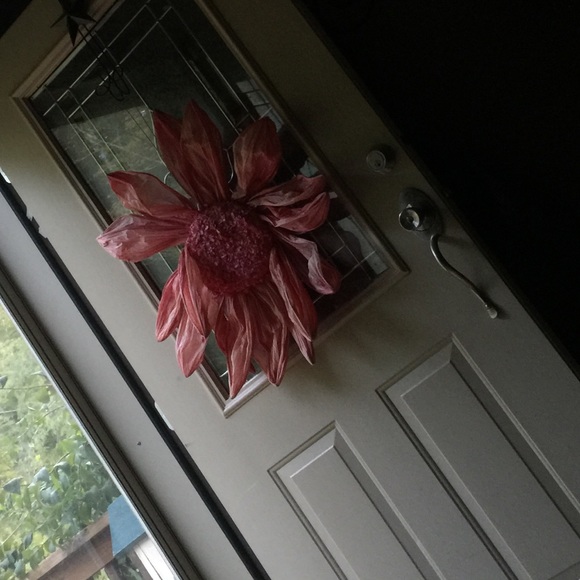 Meet your Posher, Alyssa - Picture 1 of 1