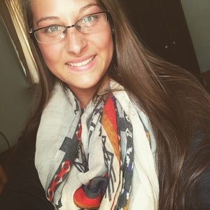 Meet your Posher, Breanne