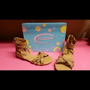 Soda Sandals