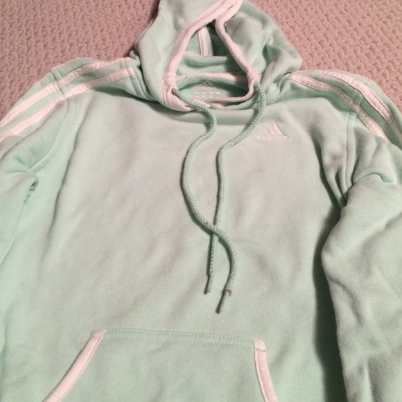 Women's small adidas sweatshirt - Picture 3 of 3