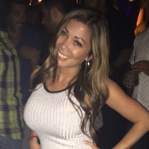 Meet your Posher, Cristina