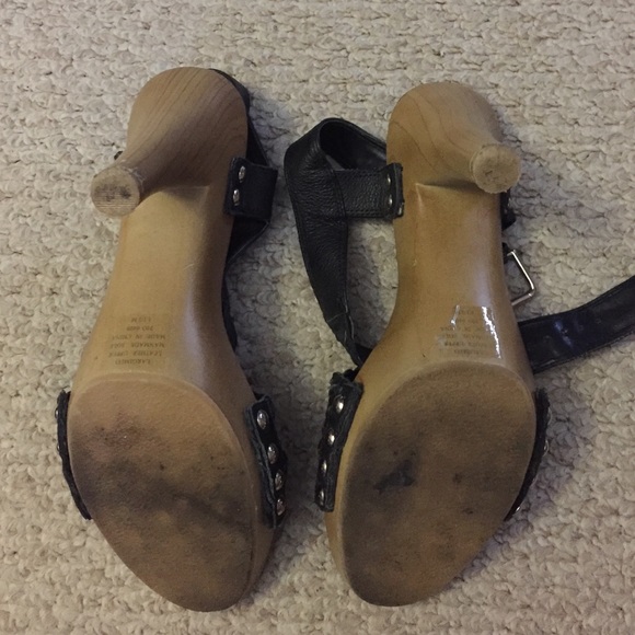 Nine West Wooden Heels - Picture 2 of 4