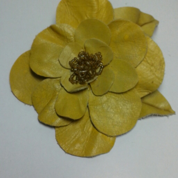Leather Flower clip