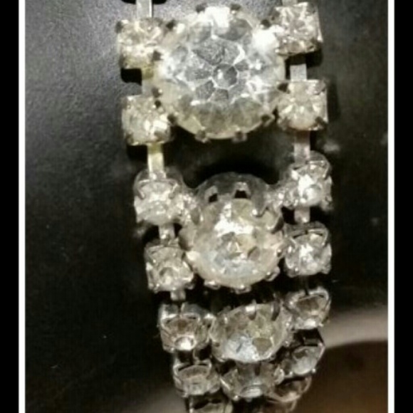 VINTAGE GORGEOUS CRYSTAL BRACELET - Picture 2 of 5
