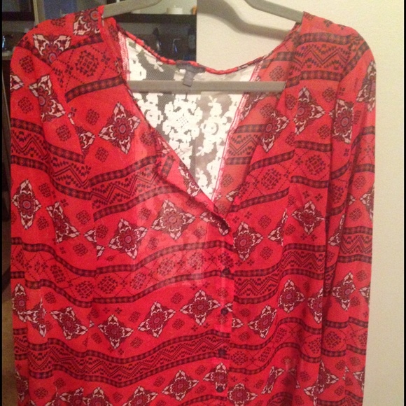 Charlotte Russe top Aztec print