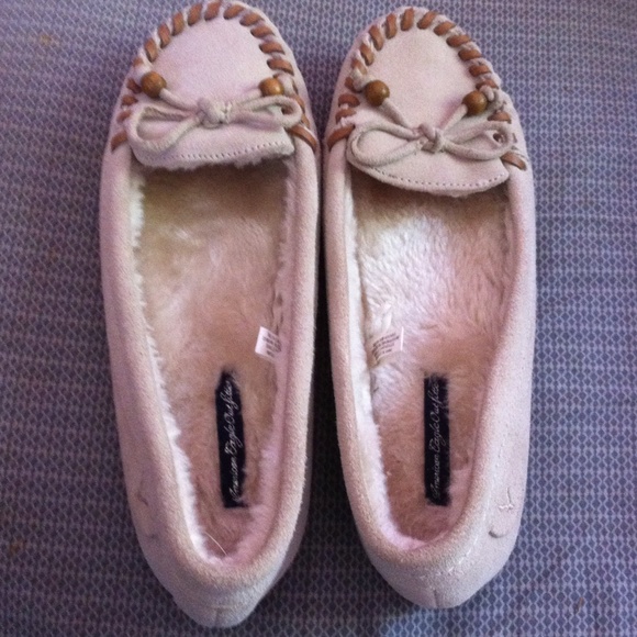 NWOT American Eagle Moccasins