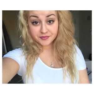 Meet your Posher, Alyssa