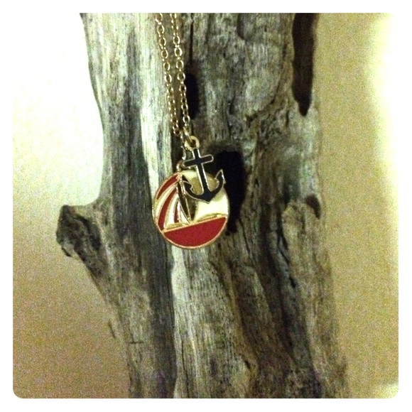 Nautical necklace