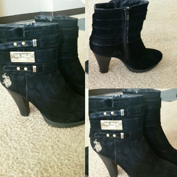 Black Ankle Boots - Picture 4 of 4